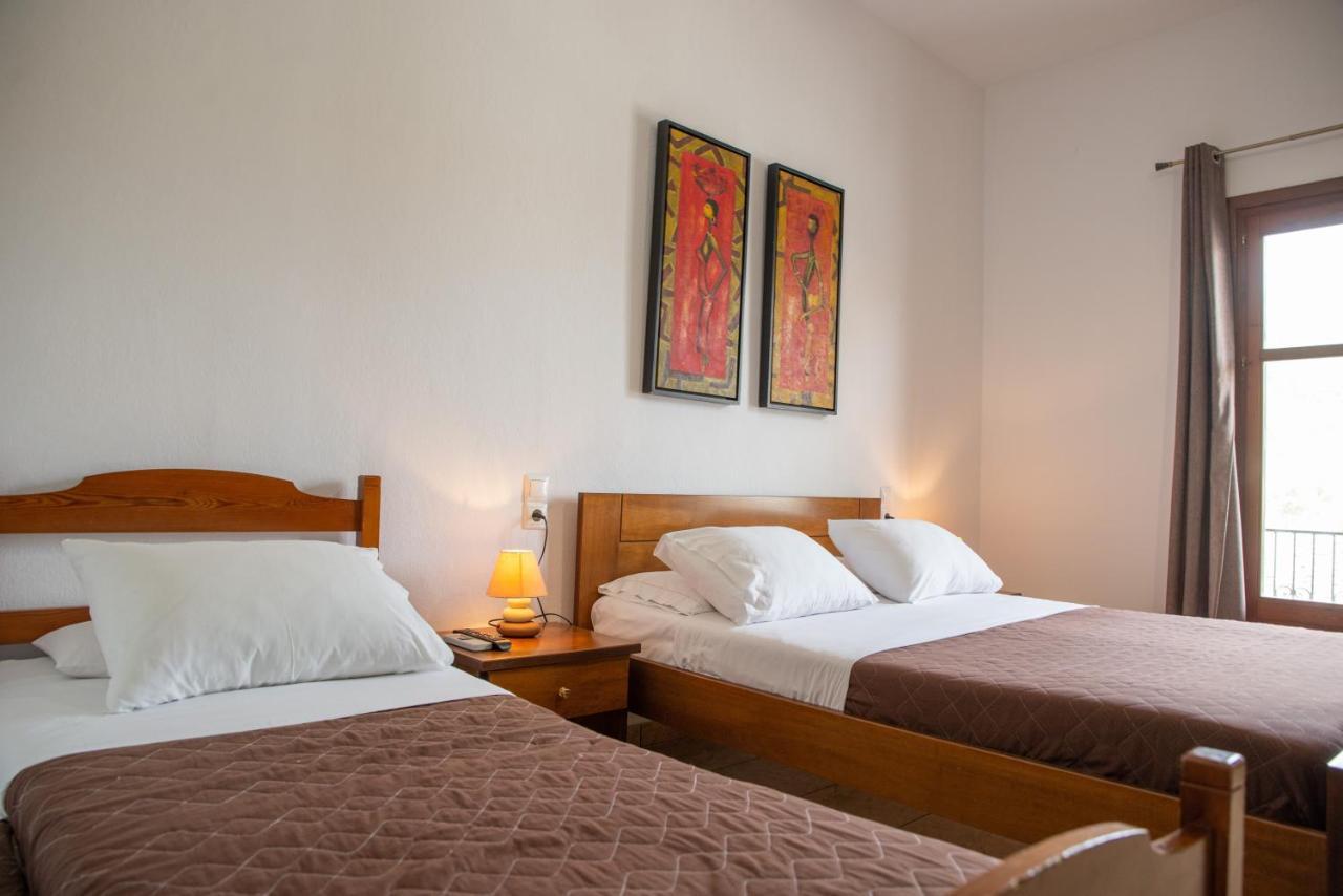 Hotel Cleopatra Хорефто Екстериор снимка