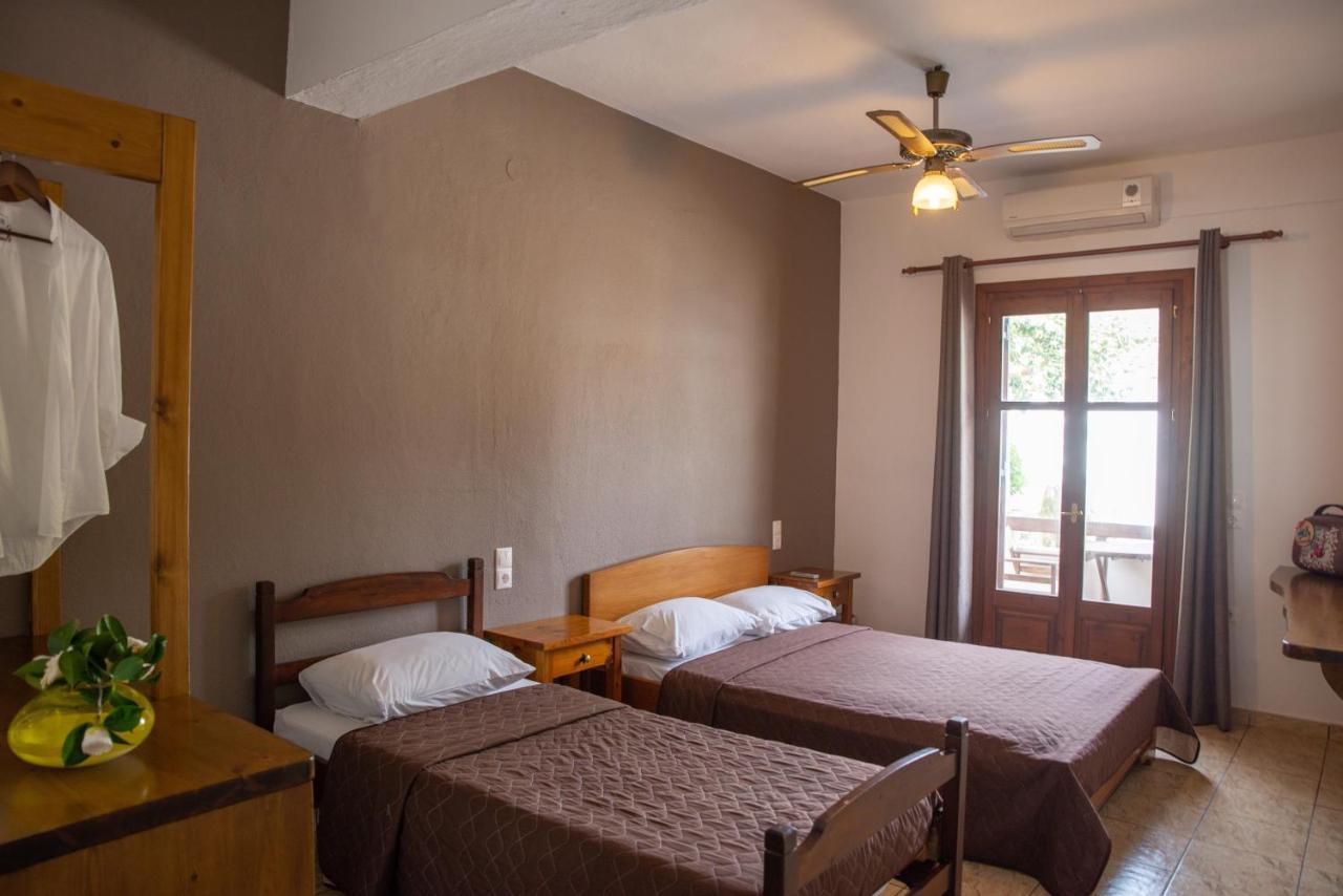 Hotel Cleopatra Хорефто Екстериор снимка