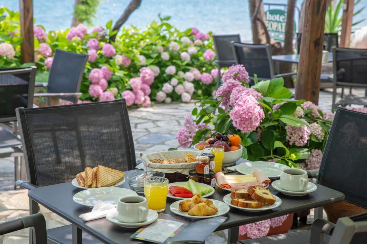 Hotel Cleopatra Хорефто Екстериор снимка